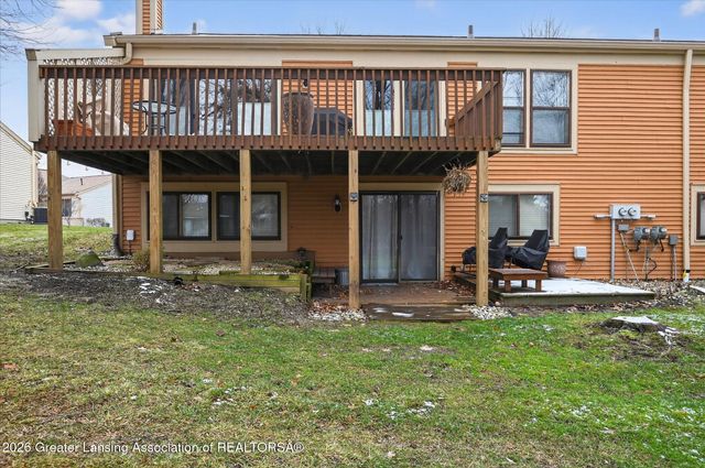 6528 Brook Trail 21, Lansing, MI 48917