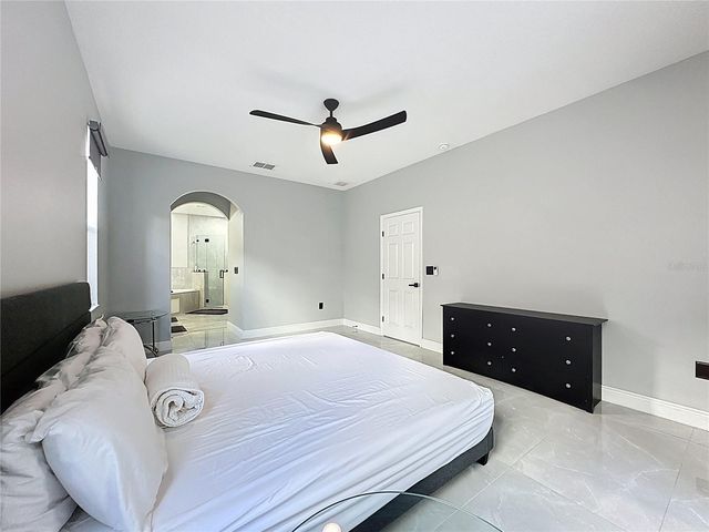 166 MINNIEHAHA CIRCLE, Haines City, FL 33844