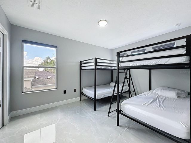 166 MINNIEHAHA CIRCLE, Haines City, FL 33844