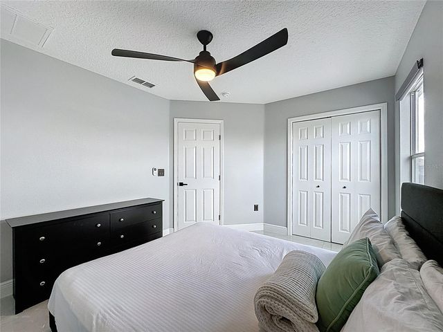 166 MINNIEHAHA CIRCLE, Haines City, FL 33844