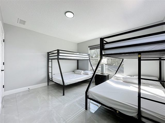 166 MINNIEHAHA CIRCLE, Haines City, FL 33844