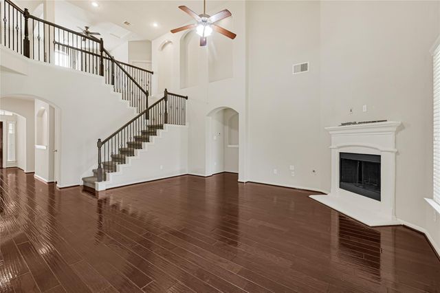 736 Somerset Landing Lane, League City, TX 77573
