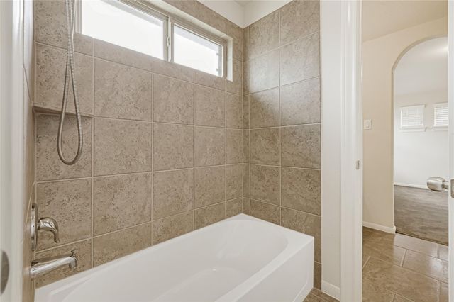 736 Somerset Landing Lane, League City, TX 77573