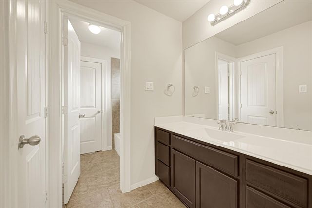 736 Somerset Landing Lane, League City, TX 77573