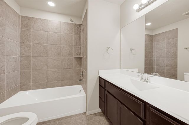 736 Somerset Landing Lane, League City, TX 77573