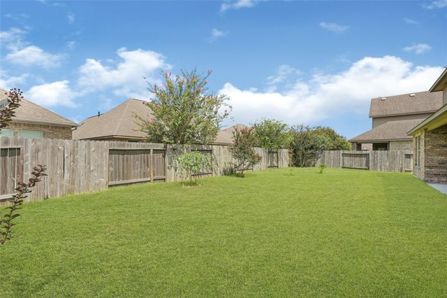 736 Somerset Landing Lane, League City, TX 77573