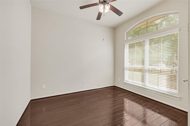 736 Somerset Landing Lane, League City, TX 77573