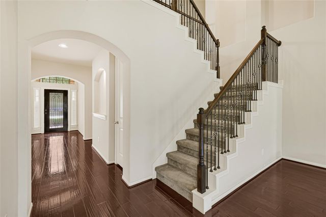 736 Somerset Landing Lane, League City, TX 77573