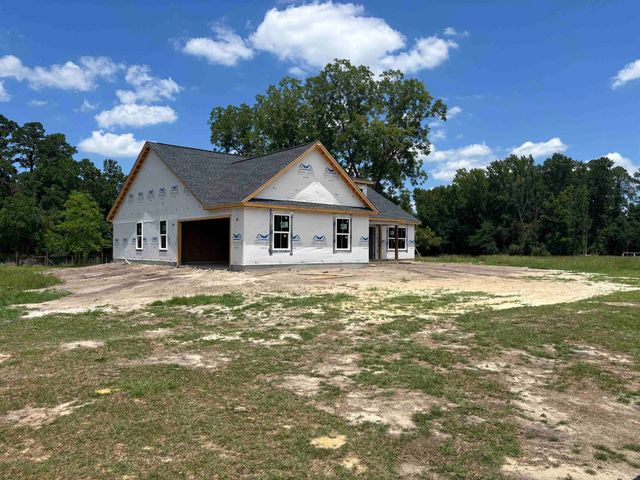 996 Highway 45, Loris, SC 29569