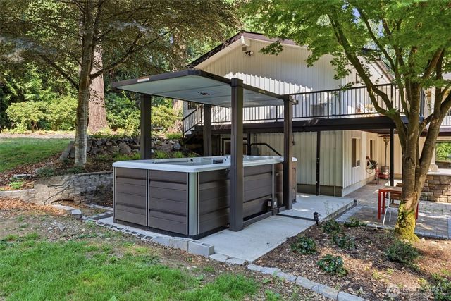 20425 Little Bearcreek Road, Woodinville, WA 98072