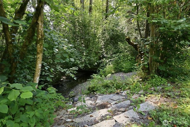 20425 Little Bearcreek Road, Woodinville, WA 98072