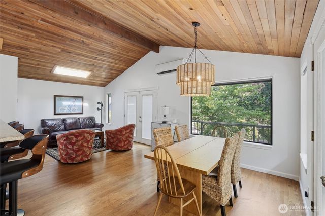 20425 Little Bearcreek Road, Woodinville, WA 98072