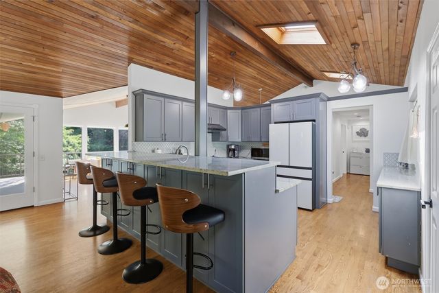20425 Little Bearcreek Road, Woodinville, WA 98072
