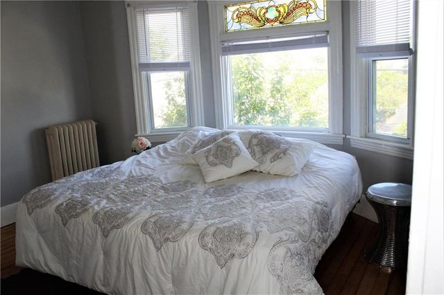 25 West Narragansett Avenue B, Newport, RI 02840