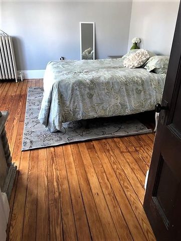 25 West Narragansett Avenue B, Newport, RI 02840