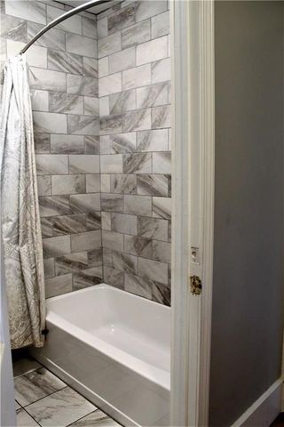 25 West Narragansett Avenue B, Newport, RI 02840