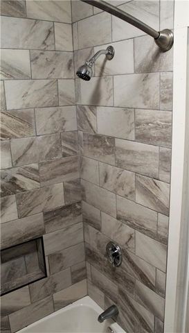 25 West Narragansett Avenue B, Newport, RI 02840