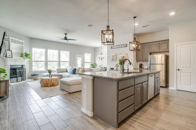 1616 Glade Meadows Drive, Burleson, TX 76058