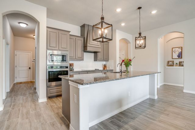 1616 Glade Meadows Drive, Burleson, TX 76058