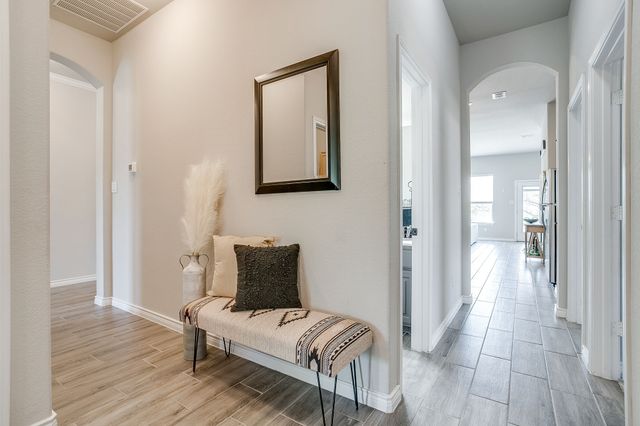 1616 Glade Meadows Drive, Burleson, TX 76058