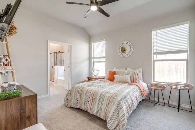 1616 Glade Meadows Drive, Burleson, TX 76058