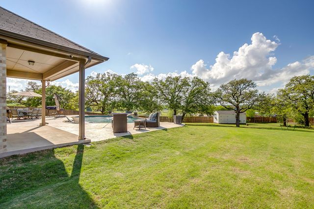 1616 Glade Meadows Drive, Burleson, TX 76058