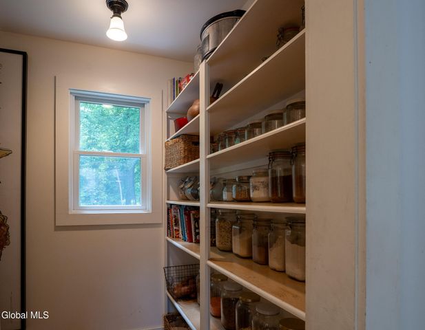 1712 Crescent Road, Clifton Park, NY 12148