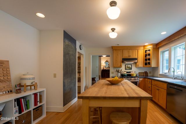 1712 Crescent Road, Clifton Park, NY 12148