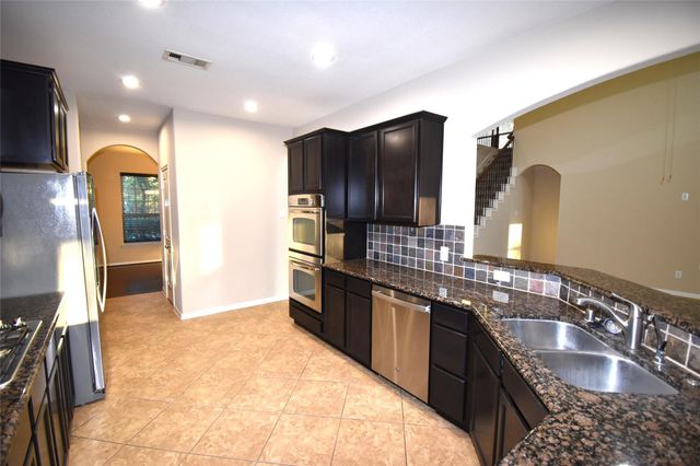 51 Greenprint Circle, The Woodlands, TX 77375