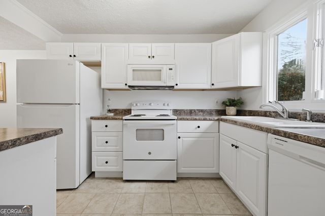 1677 Wynndowne Trail SE, Smyrna, GA 30080