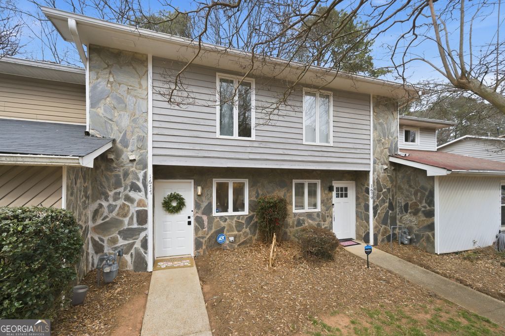 1677 Wynndowne Trail SE, Smyrna, GA 30080