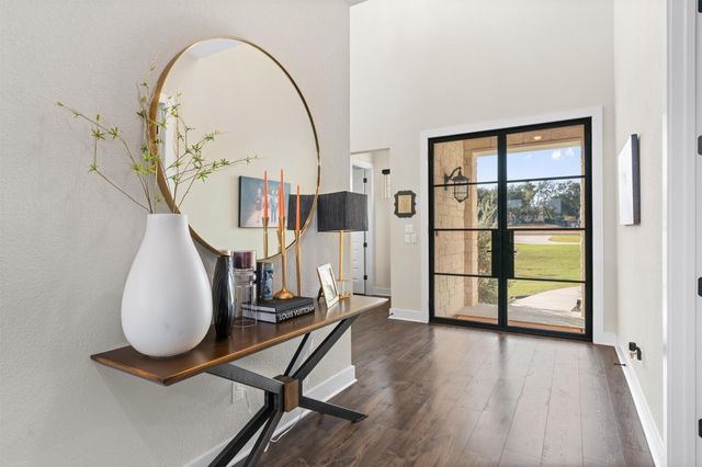 1008 Eagle Point DR, Georgetown, TX 78628