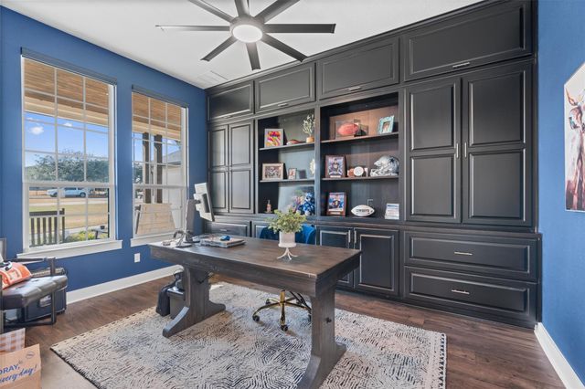 1008 Eagle Point DR, Georgetown, TX 78628