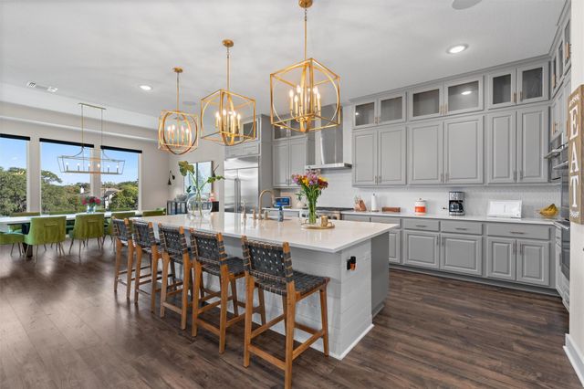 1008 Eagle Point DR, Georgetown, TX 78628