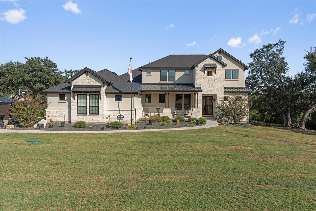 1008 Eagle Point DR, Georgetown, TX 78628