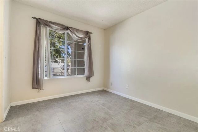 1800 Sierra View, Lancaster, CA 93535