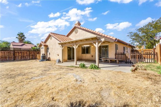 1800 Sierra View, Lancaster, CA 93535