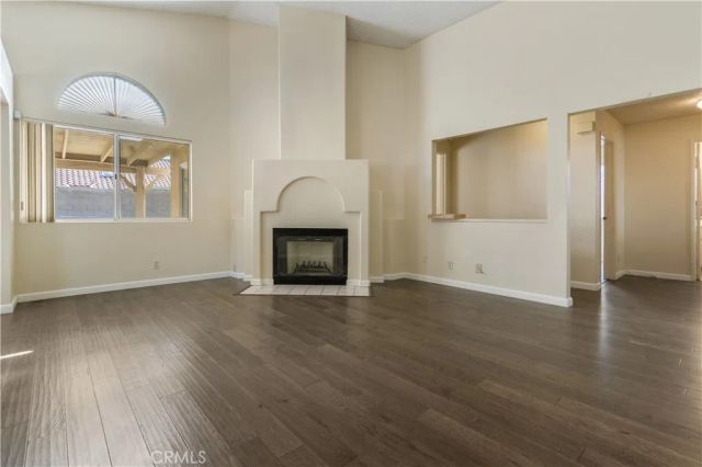 1800 Sierra View, Lancaster, CA 93535