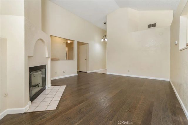 1800 Sierra View, Lancaster, CA 93535