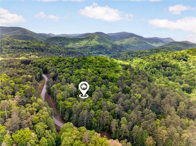 72 S Old Aska Road, Blue Ridge, GA 30513