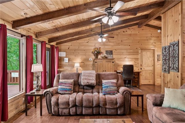 72 S Old Aska Road, Blue Ridge, GA 30513