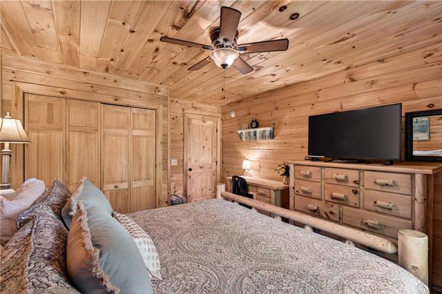 72 S Old Aska Road, Blue Ridge, GA 30513