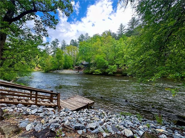72 S Old Aska Road, Blue Ridge, GA 30513