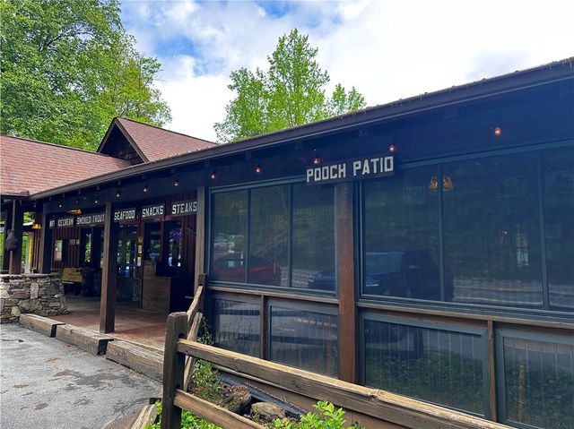 72 S Old Aska Road, Blue Ridge, GA 30513