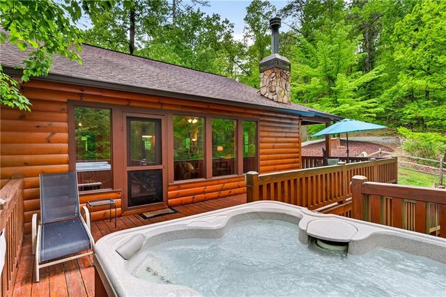72 S Old Aska Road, Blue Ridge, GA 30513