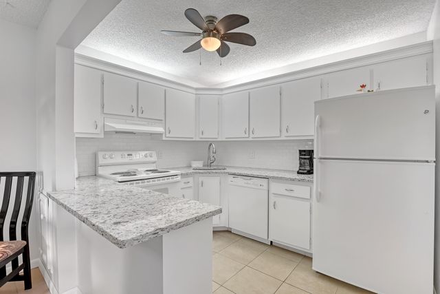 337 Pine Ridge Circle D-2, Greenacres, FL 33463