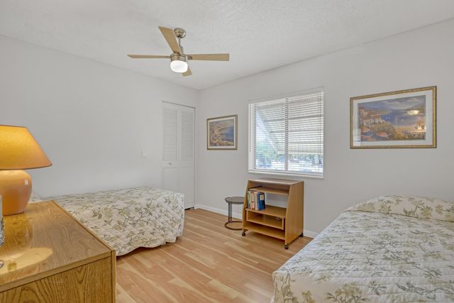 337 Pine Ridge Circle D-2, Greenacres, FL 33463