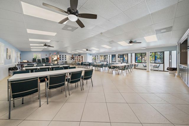337 Pine Ridge Circle D-2, Greenacres, FL 33463
