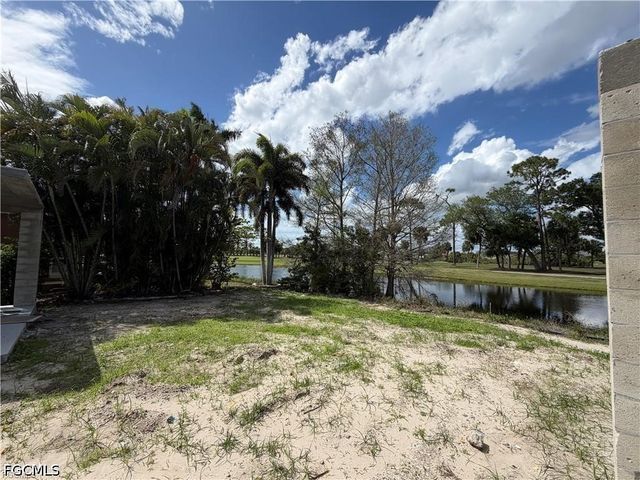 3105 NW 17th LN, Cape Coral, FL 33993
