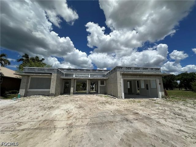 3105 NW 17th LN, Cape Coral, FL 33993